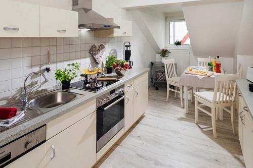 Norderney Ferienwohnungen Busch F*** u. F**** - De Groote - Ausstattung 5